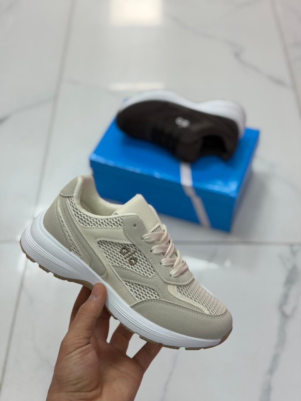 кроссовки,женские кроссовки,кроссовки женские белые,кроссовки для женщин,кроссовки белая