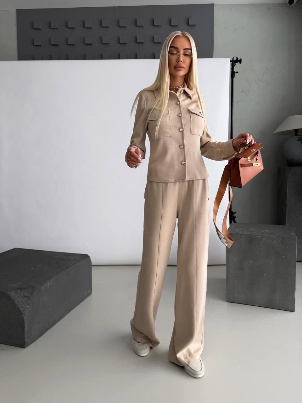 костюм женский брючный,костюм брючный,костюм женский брючный жатка,костюм тройка бежевый женский,бежевый костюм