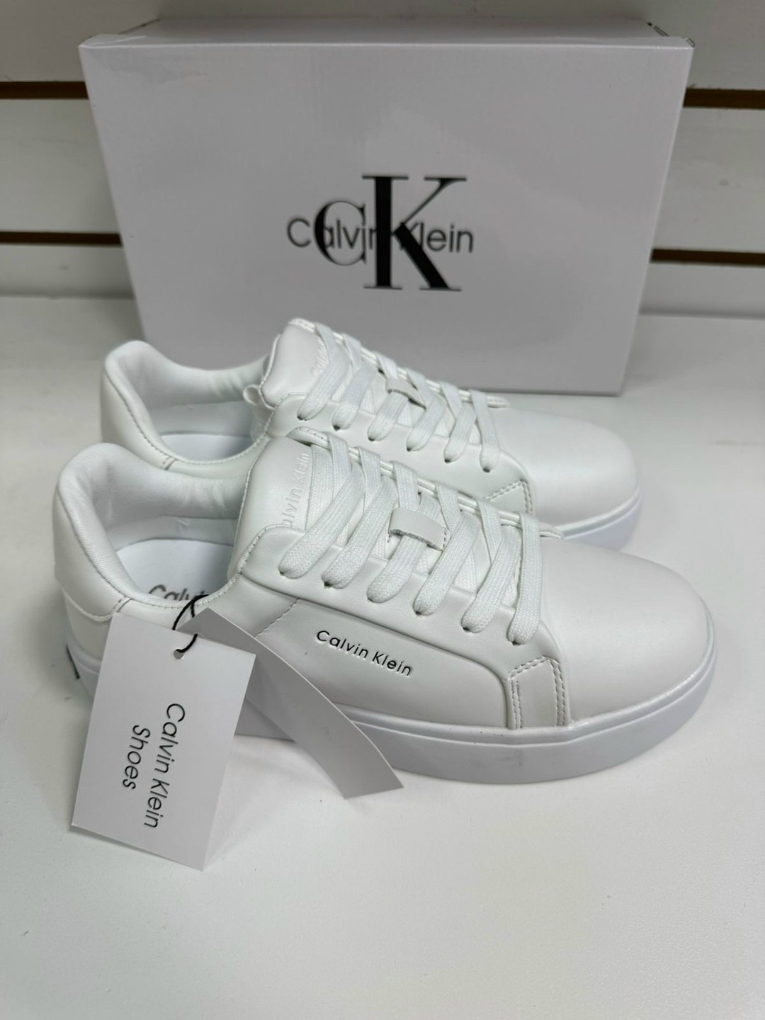 кеды calvin klein,кеды кожаные с логотипом calvin klein,мужские кеды calvin klein,,кроссовки мужские calvin klein