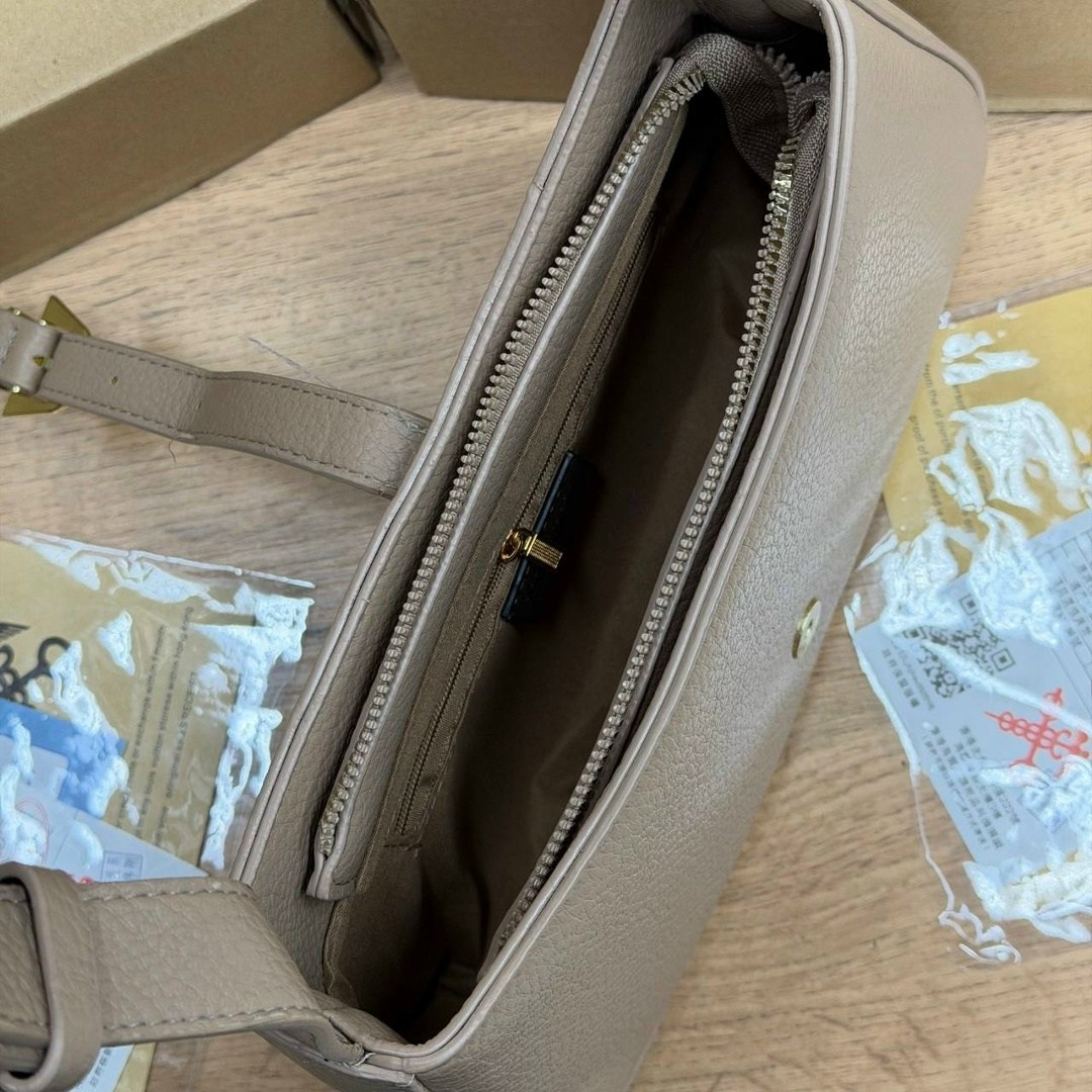 сумка coccinelle,coccinelle сумка на плечо,сумка,сумка на плечо coccinelle magalu,сумка женская