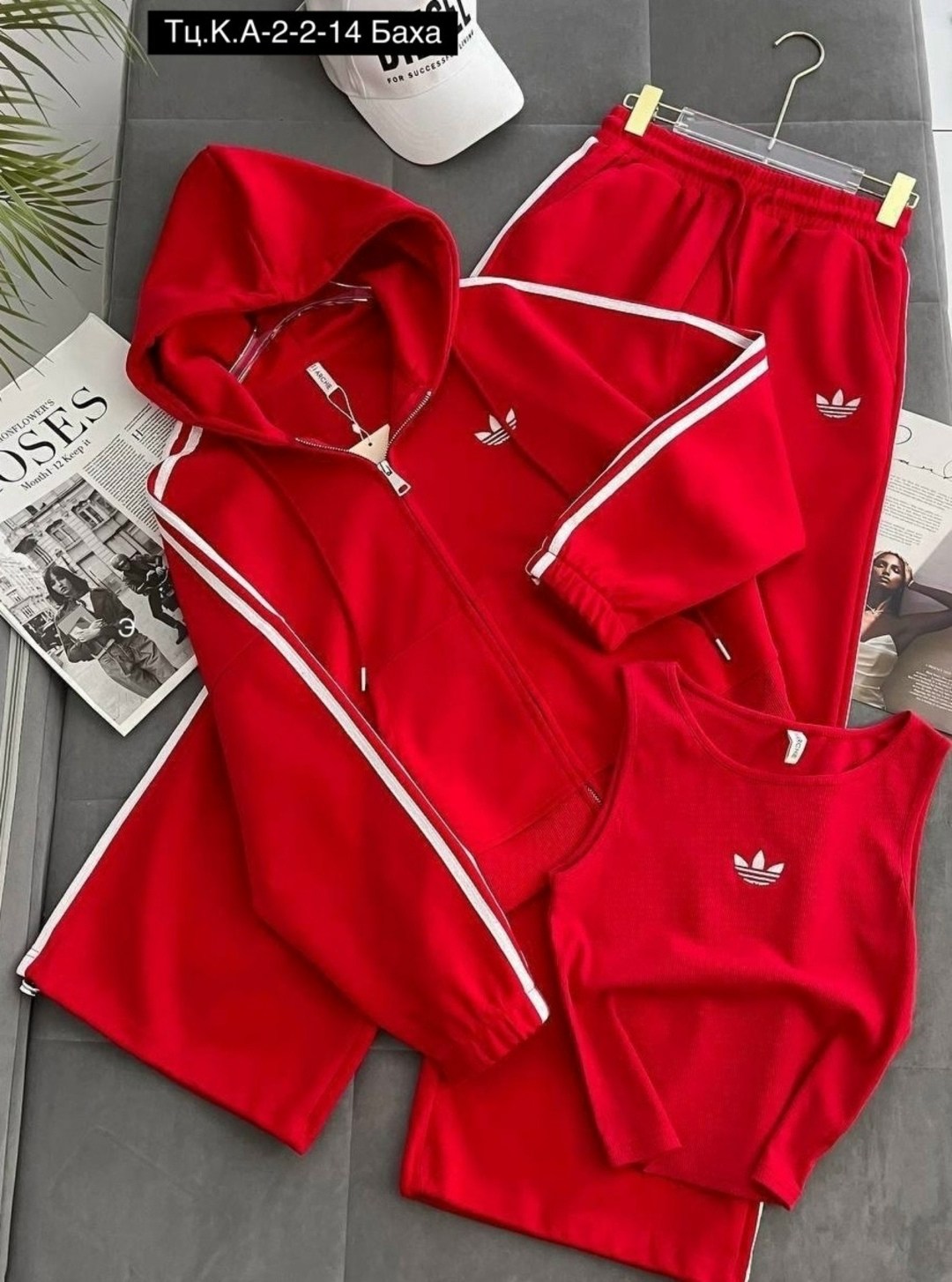 костюм спортивный adidas,комплект одежды adidas sportswear,костюм адидас,женский спортивный костюм adidas,костюм спортивный adidas sportswear