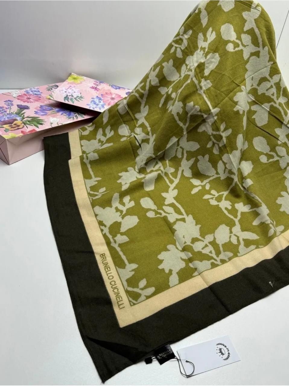 шарфы и платки,шарфы для женщин,женские платки,платка,большой платок