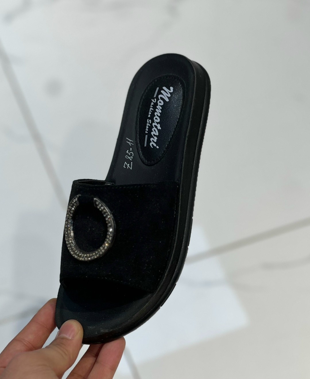 шлепанцы женские,шлепки женские,,модные шлепанцы,женские домашние тапочки