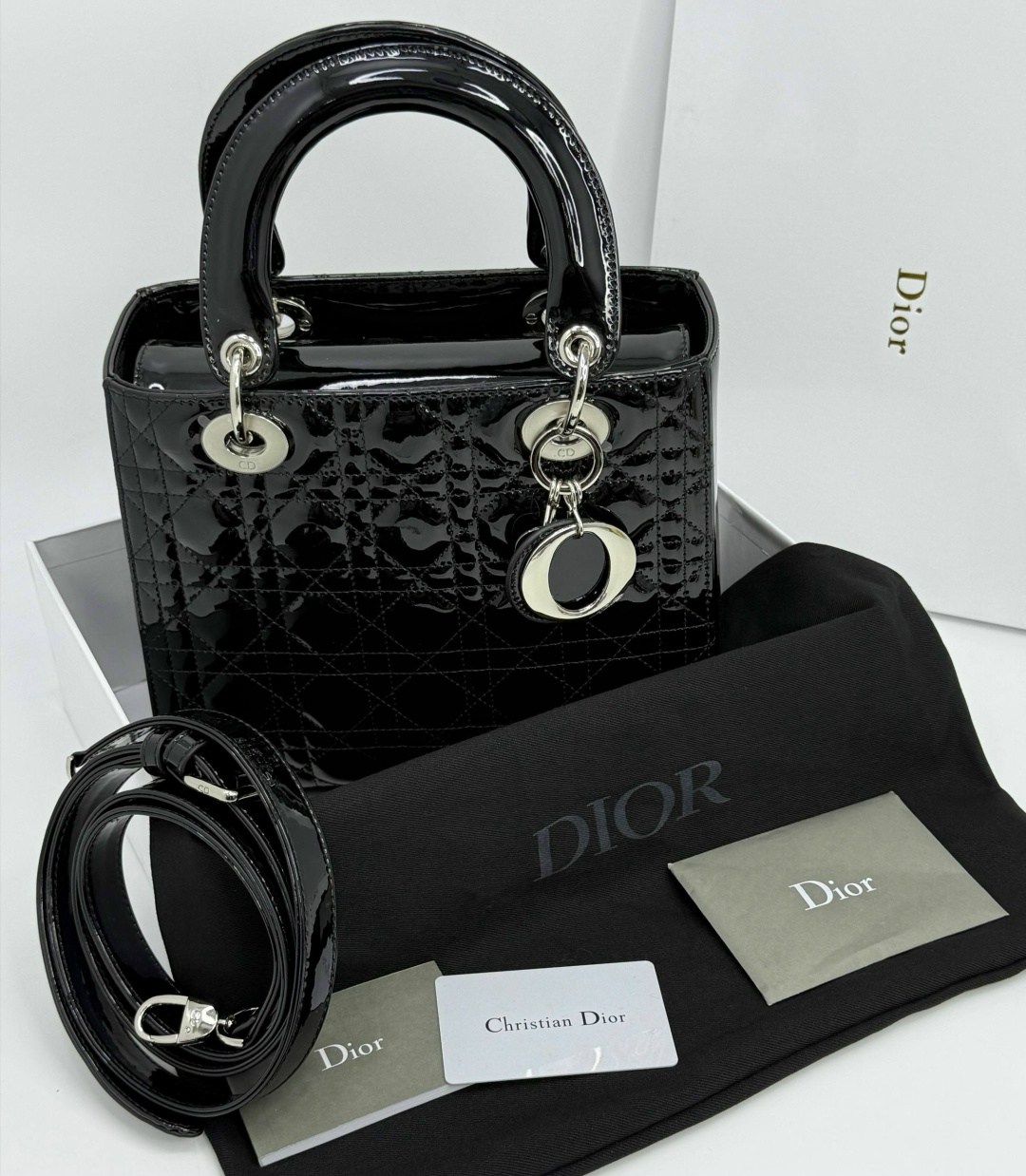 сумка christian dior lady dior,сумка dior,christian dior сумка,сумка женская christian dior,christian dior black patent mini lady dior bag