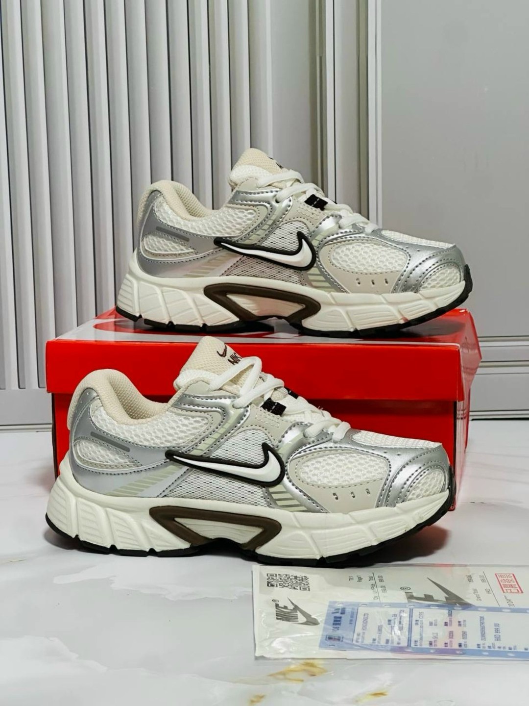 nike кроссовки,кроссовки женские nike,кроссовки nike v 2 k run,женские кроссовки,кроссовки женские мужские