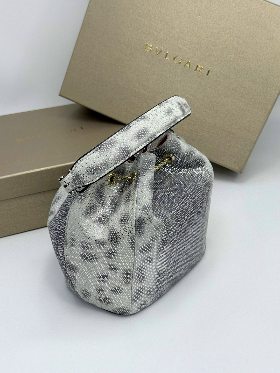 bvlgari сумка на плечо,сумка,сумка bvlgari,сумка женская bvlgari,сумка женская