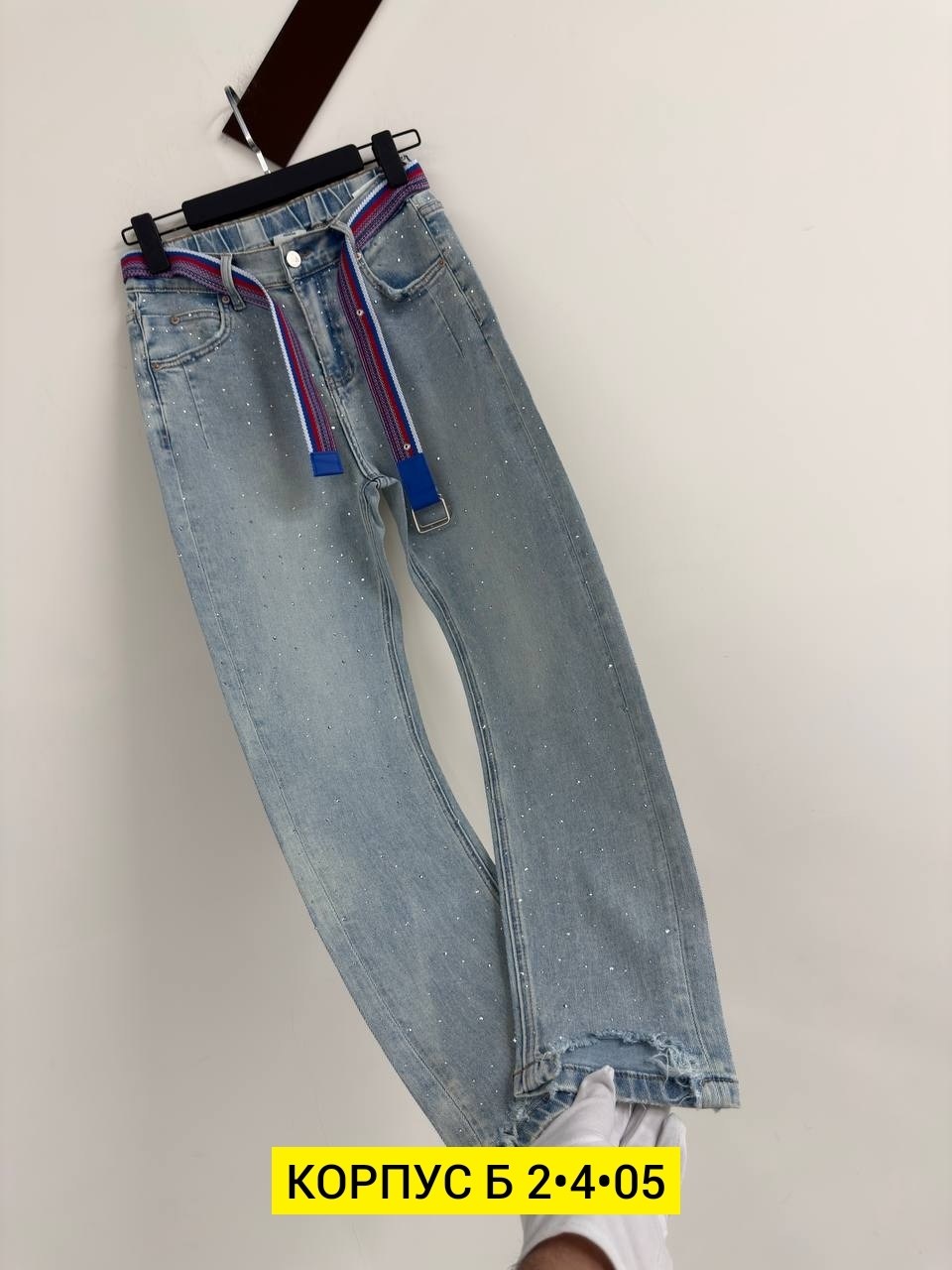 женские джинсы,джинсы,джинсы джинсы,модные джинсы,джинсы брюки