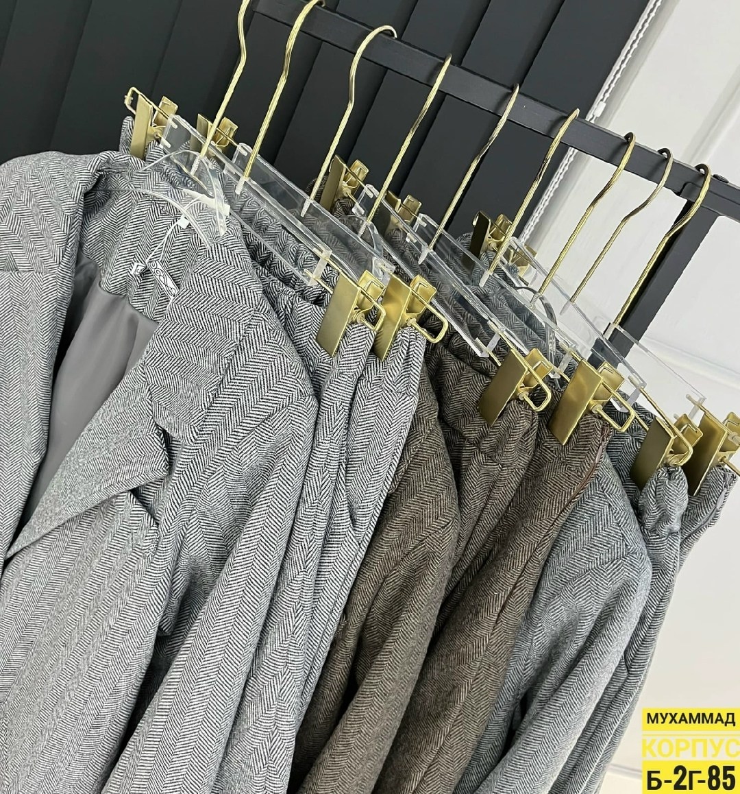 повседневный костюм,стильные костюмы,костюм с юбкой,твидовые костюмы,женские костюмы