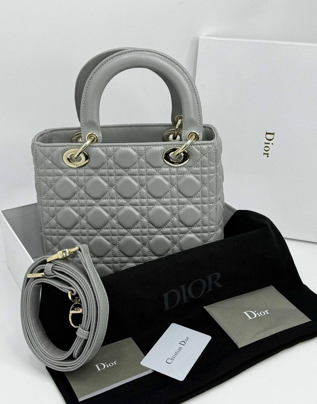 сумка christian dior lady dior,сумка dior,christian dior сумка,сумка женская christian dior,christian dior black patent mini lady dior bag