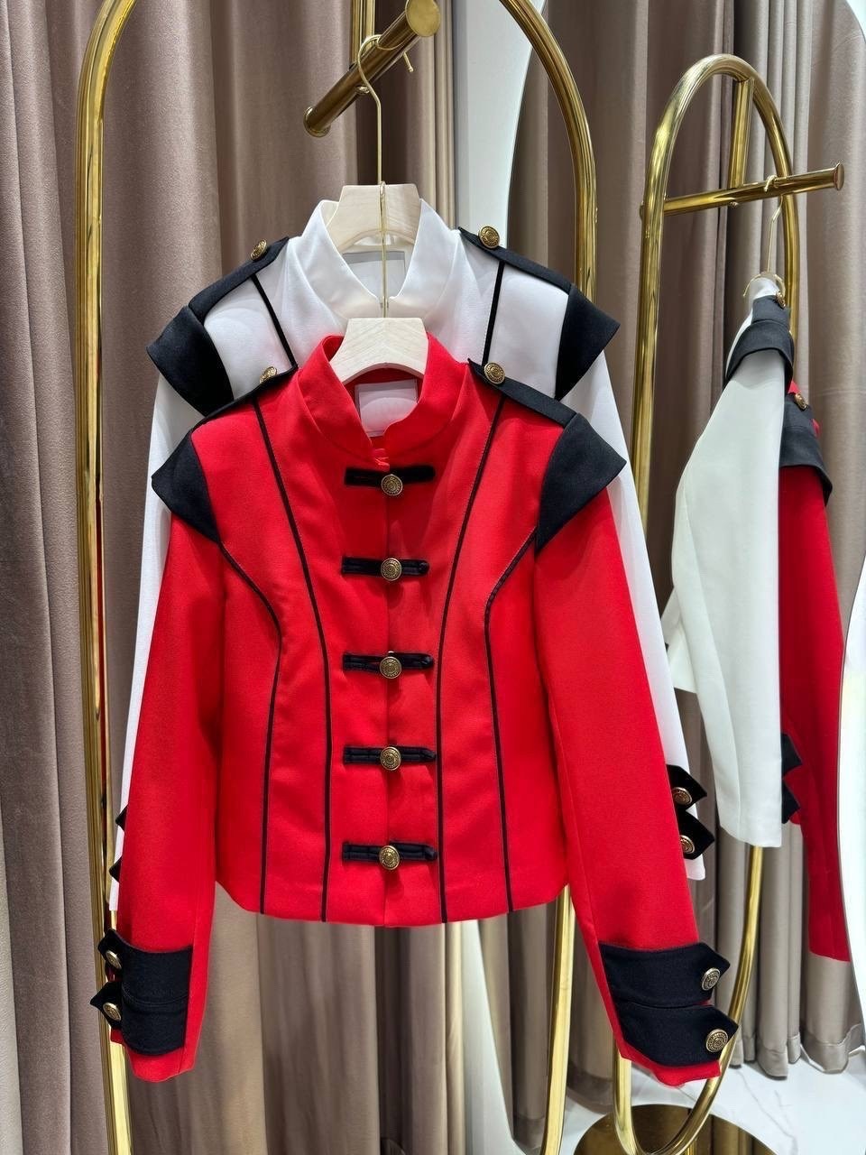 модные образы,жакет,мода стиль,пиджак шанель красный