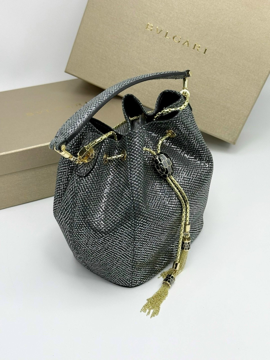 сумка,сумка женская bvlgari,серпенти булгари сумки,модная сумка,сумка мешок