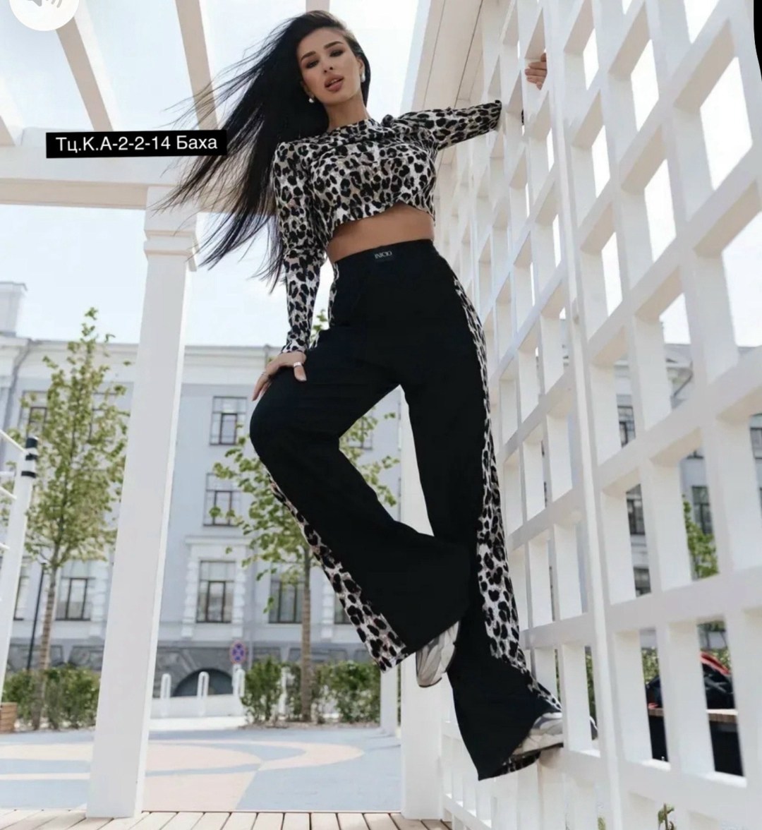 леопардовый костюм,леопардовый костюм женский,костюм женский,женский леопардовый брючный костюм,леопардовый брючный костюм