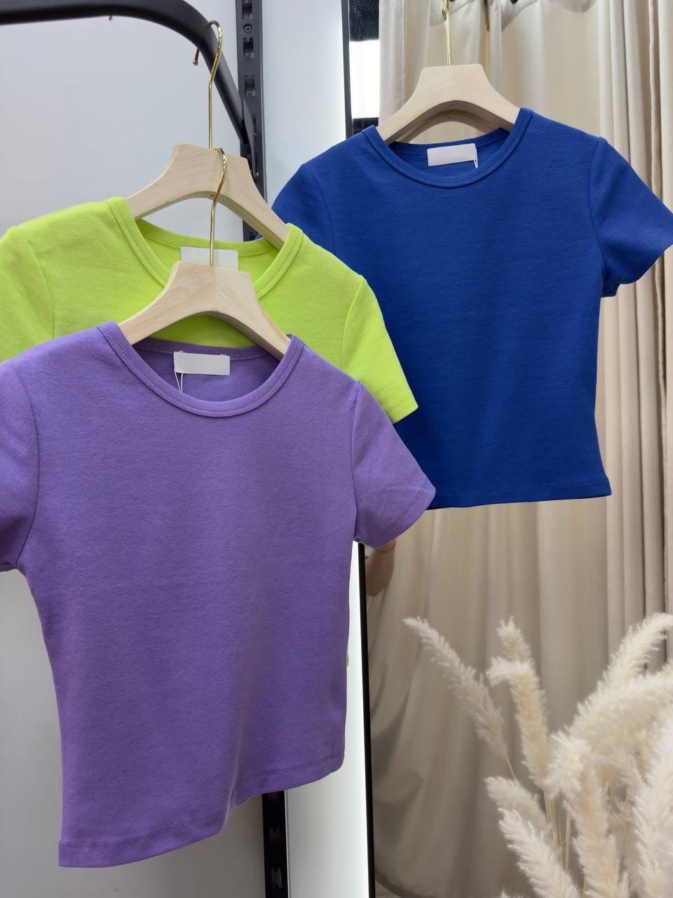футболки женская,укороченная футболка,футболка топ,футболки женская оверсайз,футболки с коротким рукавом