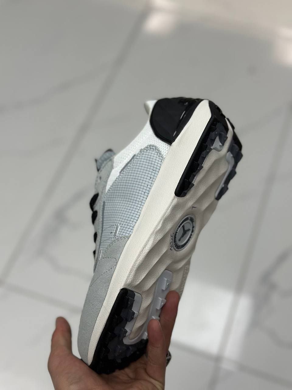 кроссовки,мужской кроссовки,оригинальные кроссовки,кроссовка мужской,женские кроссовки