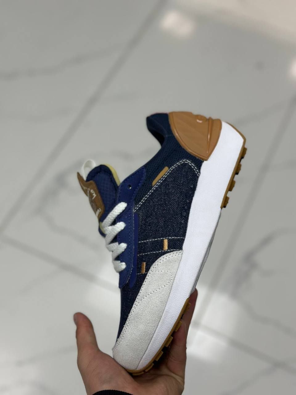 кроссовки,мужской кроссовки,оригинальные кроссовки,кроссовка мужской,женские кроссовки