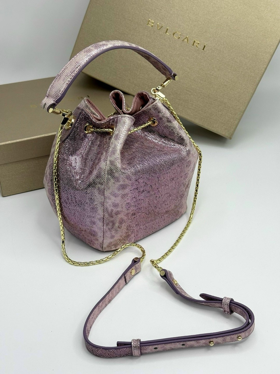 bvlgari сумка на плечо,сумка,сумка bvlgari,сумка женская bvlgari,сумочка