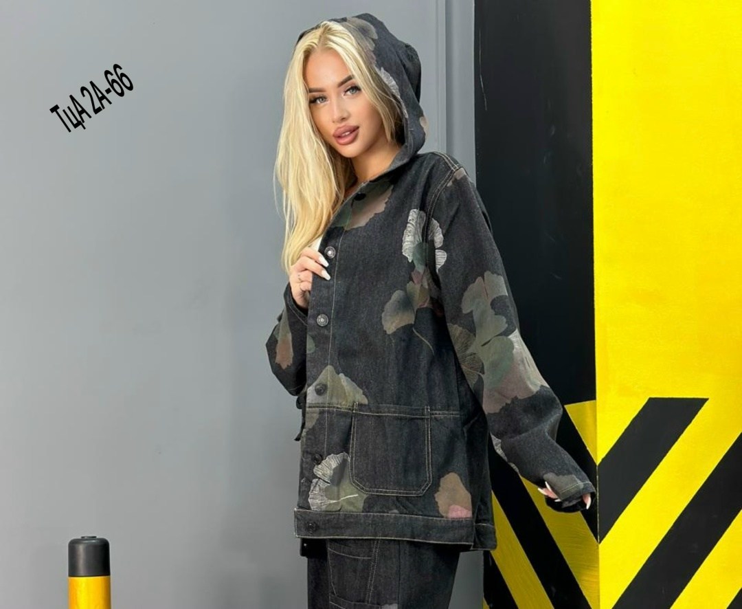 джинсовая куртка,куртка женская джинсовая,стильная джинсовая куртка,женская джинсовая куртка с капюшоном,женская куртка