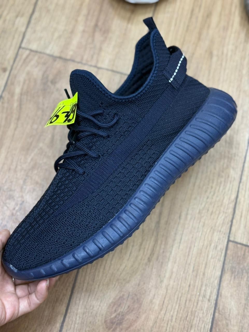 кроссовки,кроссовки изики,кроссовки женскиe,кроссовка,кроссовки оптом