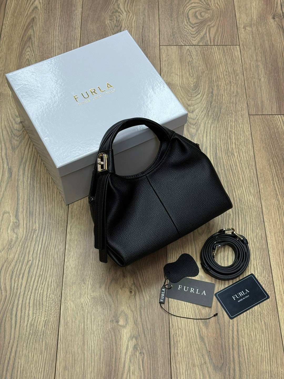 сумка,женская сумка,стильная сумочка,женская сумка furla натуральная кожа,модная сумка