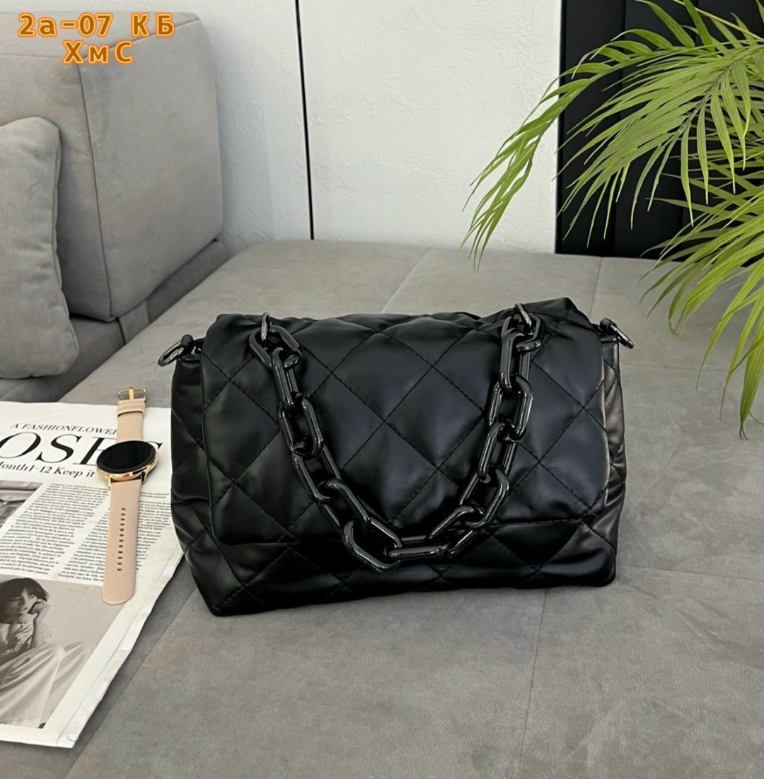 сумка с цепочкой,сумка стеганая,женская модная сумка,модная сумка,женская сумка