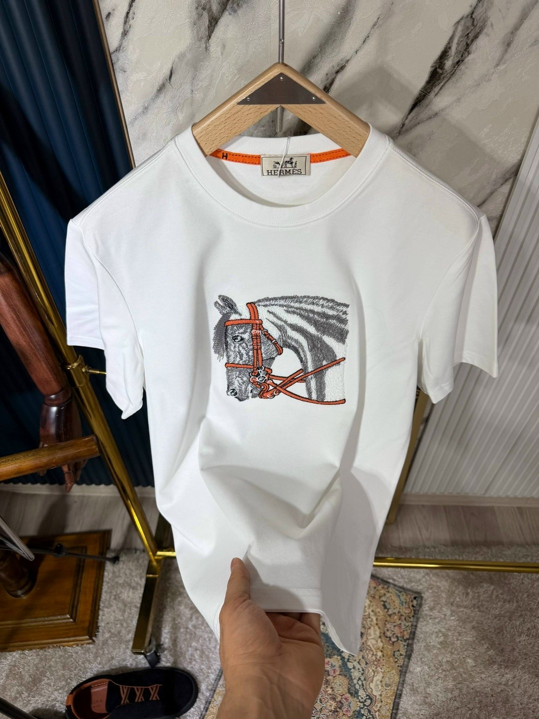 футболка hermes,футболки брендовые,футболка,футболки с вышивкой,футболки женская