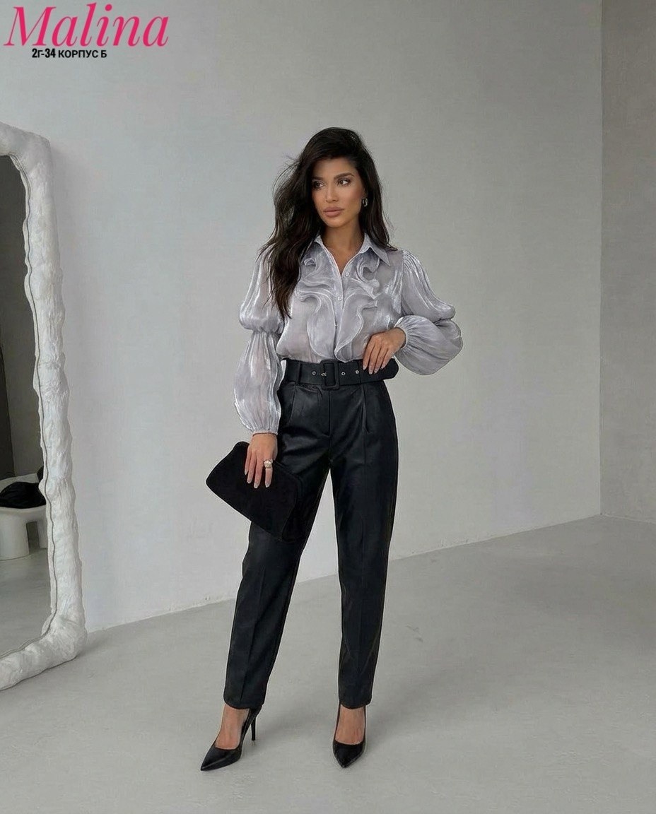 брюки кожаные,брюки зауженные,кожаные брюки женские,женские брюки из экокожи,женская блуза