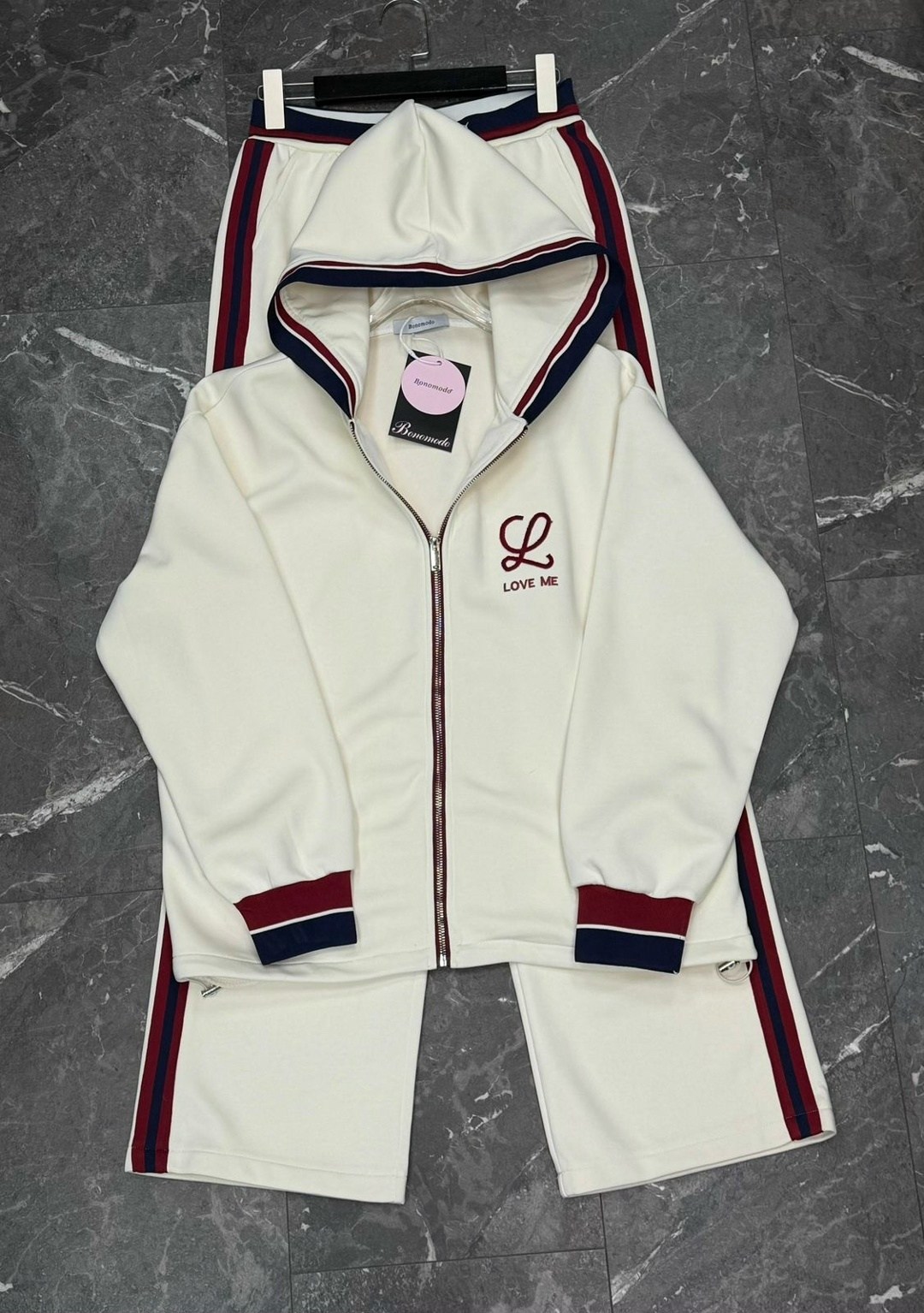 loro piana женский красный костюм,спортивный костюм женский,спортивный костюм,спортивный костюм loro piana,красные спортивные костюмы