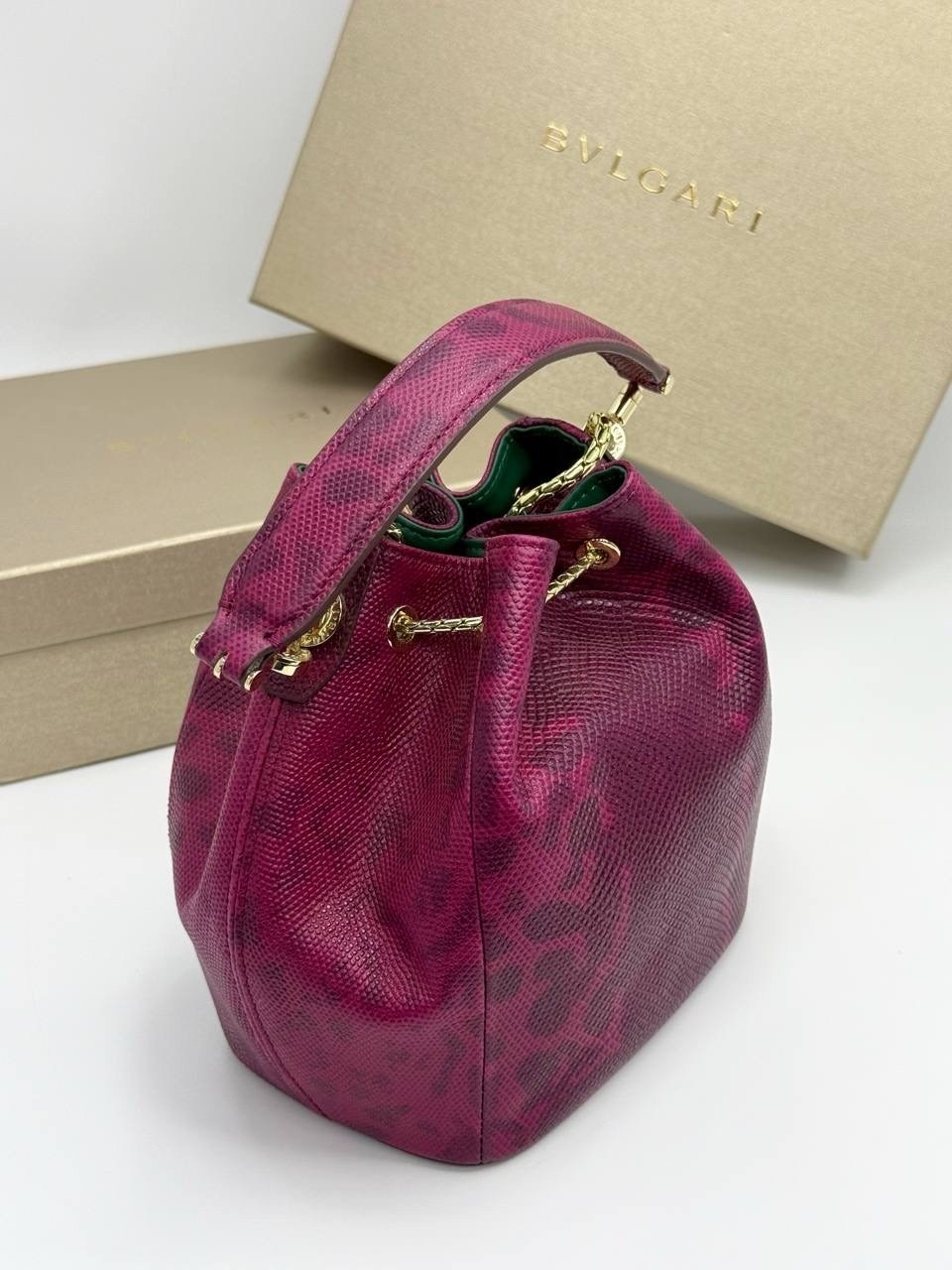 сумка,женская сумка,сумочка,сумка женская bvlgari,модная сумка