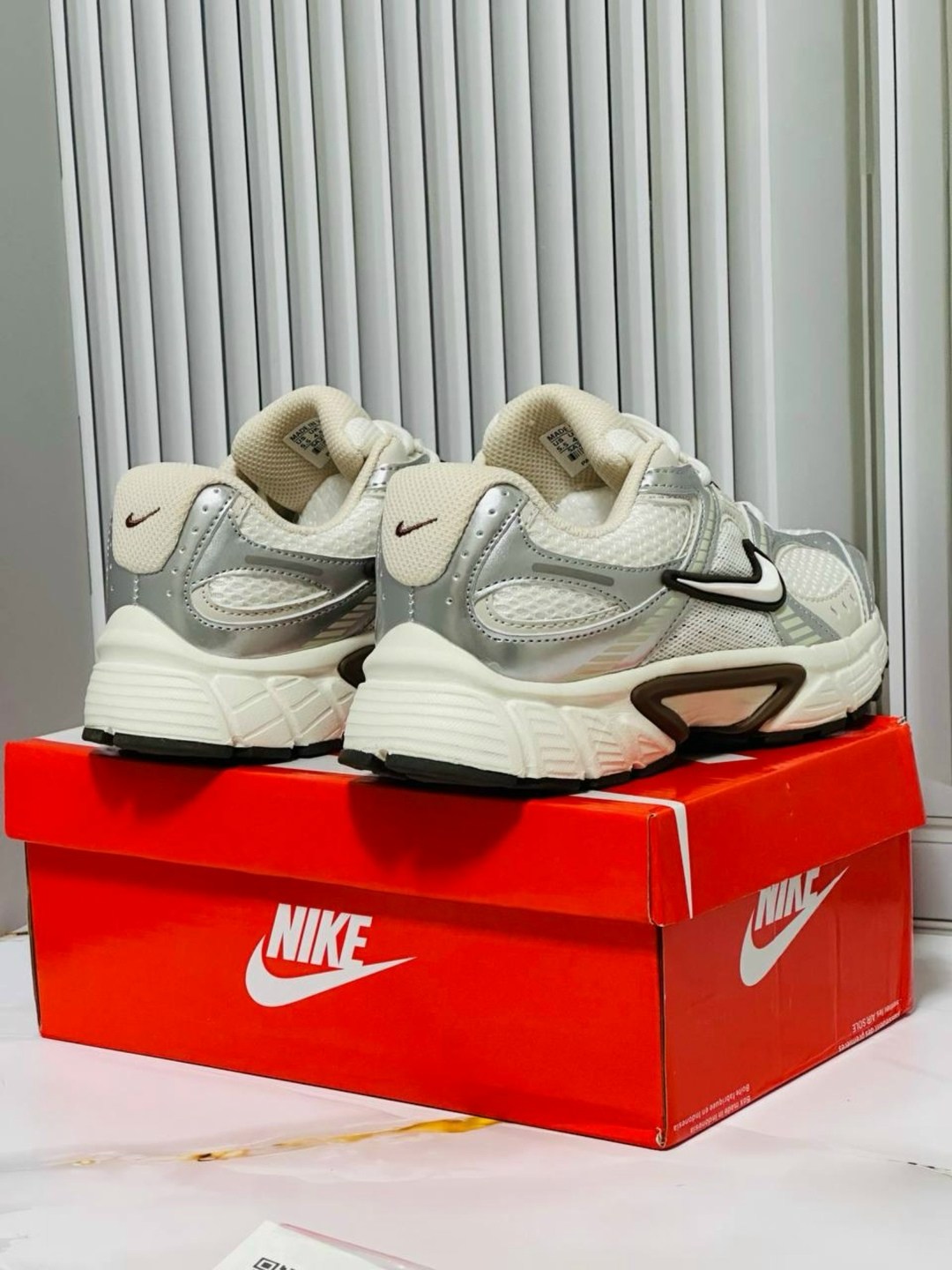 nike кроссовки,кроссовки женские nike,кроссовки nike v 2 k run,женские кроссовки,кроссовки женские мужские