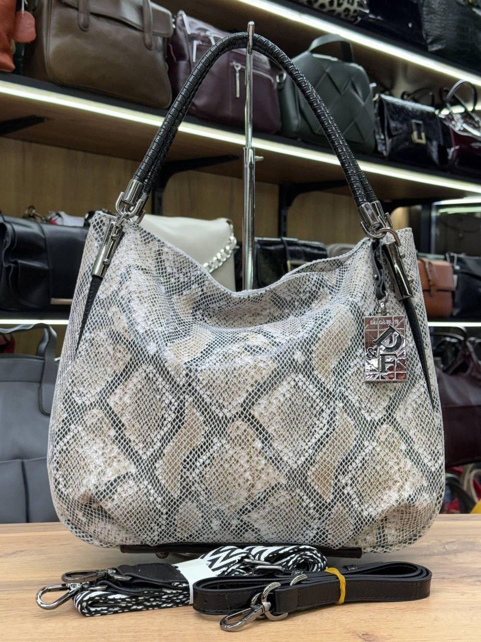 сумка,женская сумка,женская сумка из натуральной кожи,сумка женская из натуральной кожи питона,сумка эко-кожа