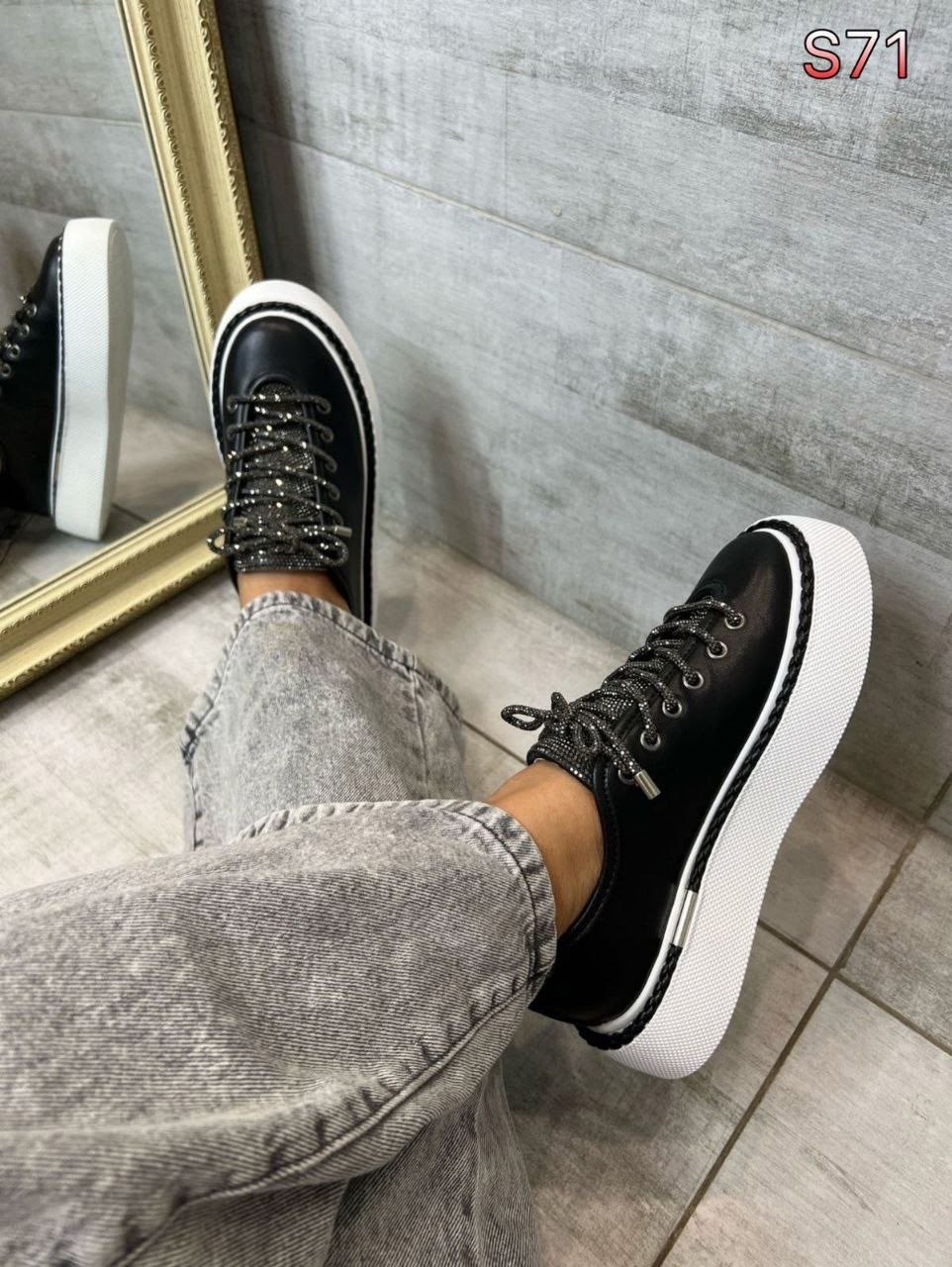 ,кроссовки женскиe,женская ,обуви,кроссовки женские