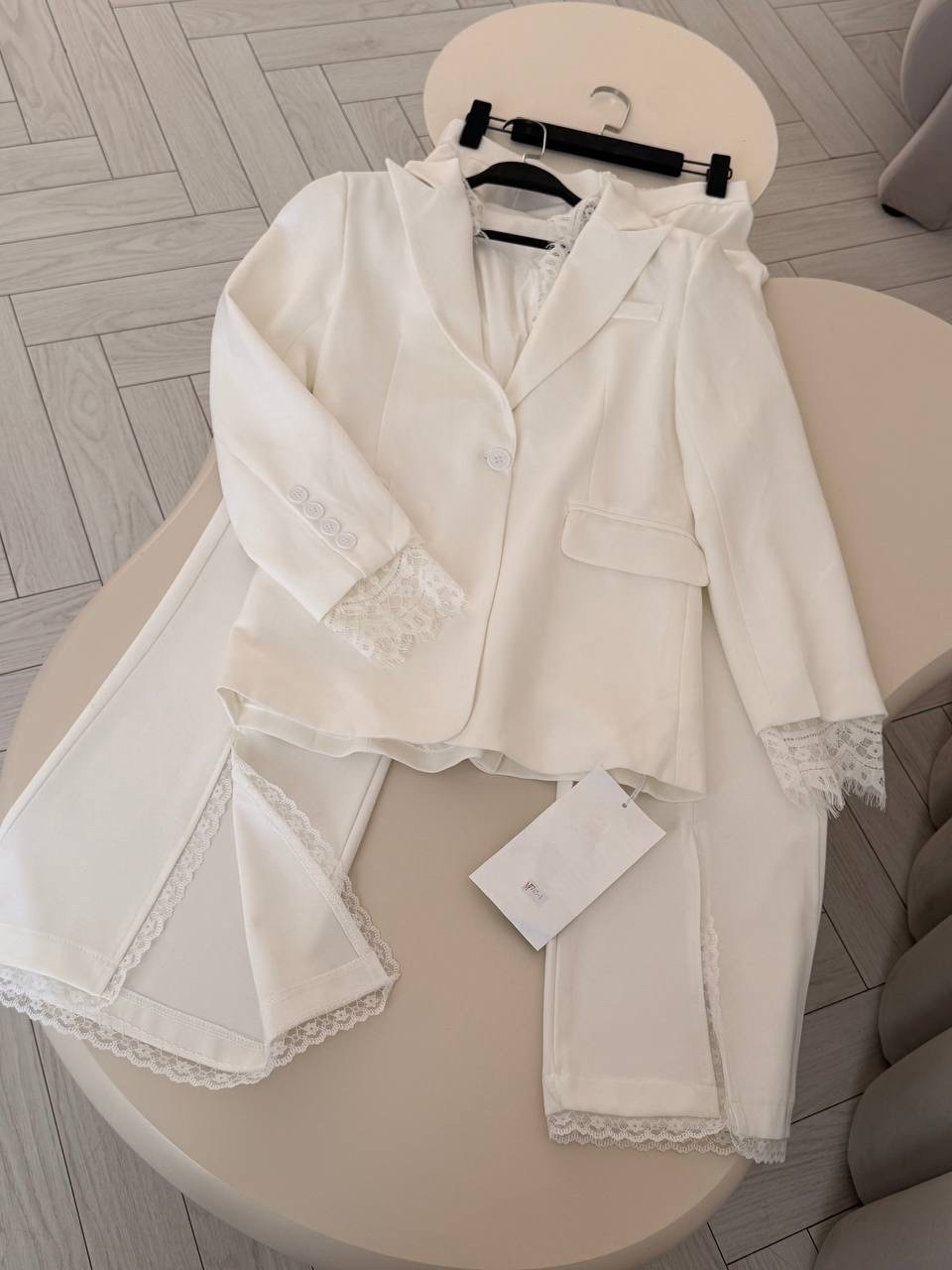 костюм брючный 1993 белый dilanavip,белый брючный костюм,белый классический брючный костюм для женщин,брючный костюм,свадебный брючный костюм