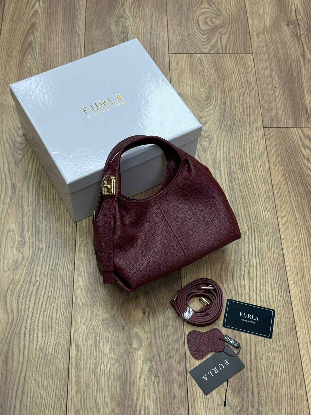 сумка,женская сумка,стильная сумочка,женская сумка furla натуральная кожа,модная сумка