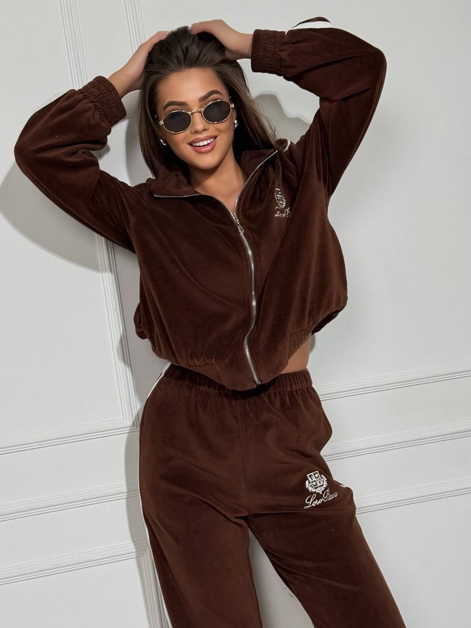 adidas original velour tracksuit,adidas originals олимпийка velour tracktop,костюм велюровый,велюровый спортивный костюм,велюровый костюм адидас женский