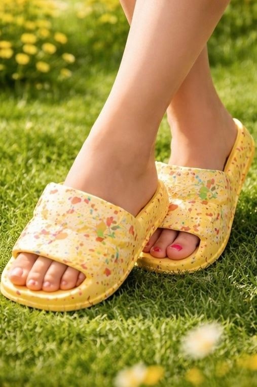 шлепанцы женские,тапочки домашние,тапочки модные,летние тапочки,женские домашние тапочки