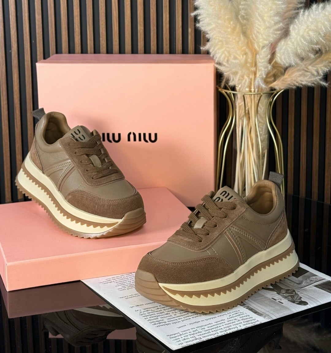 ,кроссовки замшевые,кроссовки замш,бежевые кроссовки,коричневые замшевые кроссовки brunello cucinelli