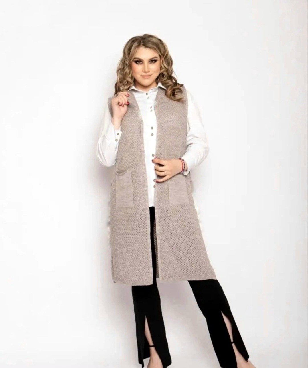 удлиненный жилет,женские жилеты,жилет,жилет женская вязаная,женская жилетка