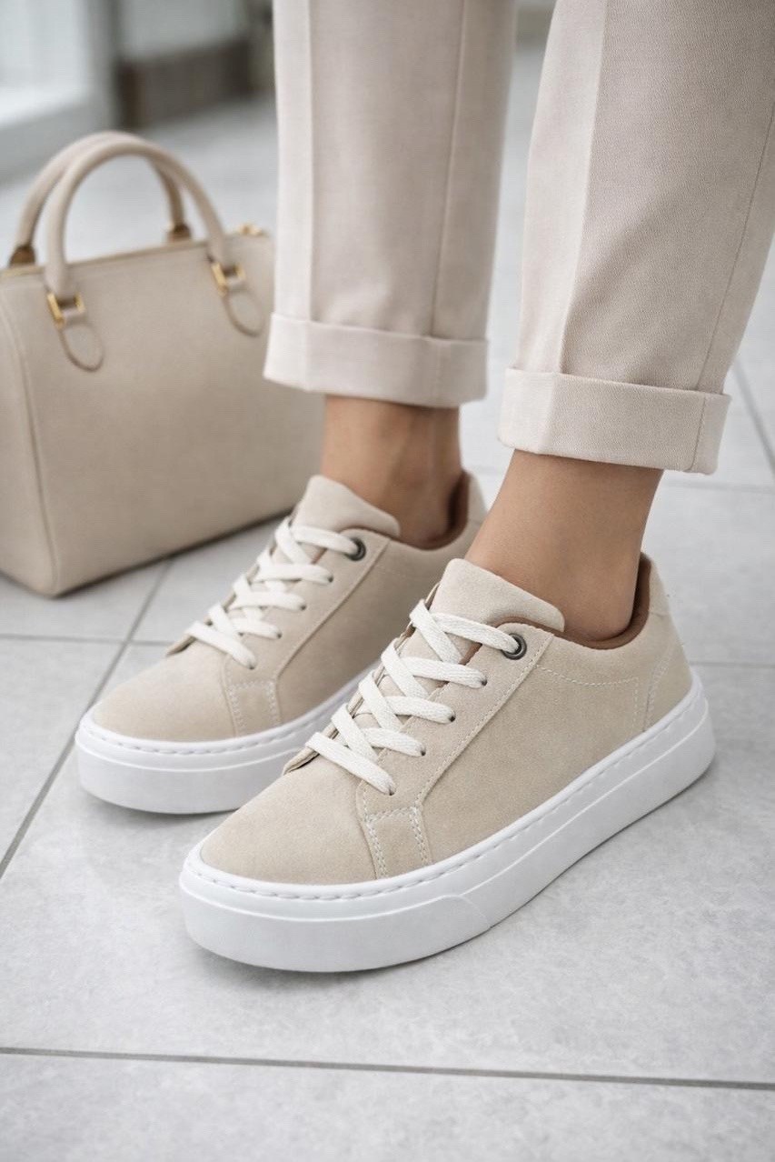 ,бежевые кеды,бежевые кроссовки,замшевые кеды,замшевые кроссовки