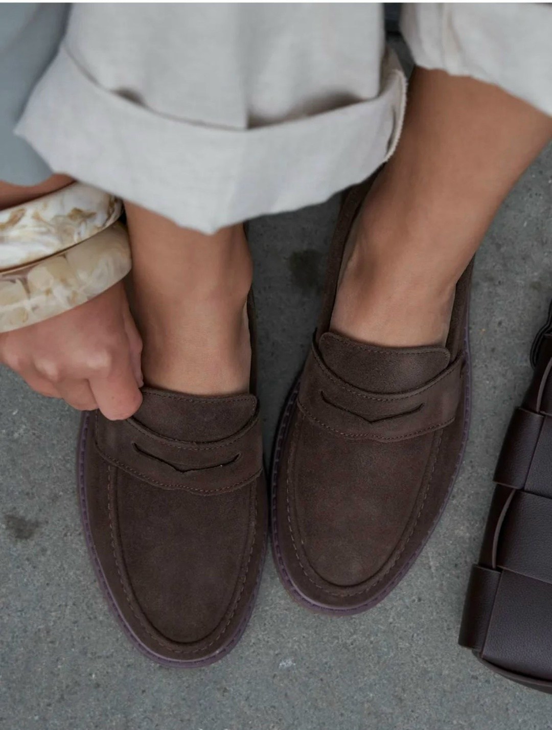 ,женские лоферы из натуральной замши,бежевые лоферы,лоферы женские коричневые натуральная замша reversal,лоферы женские