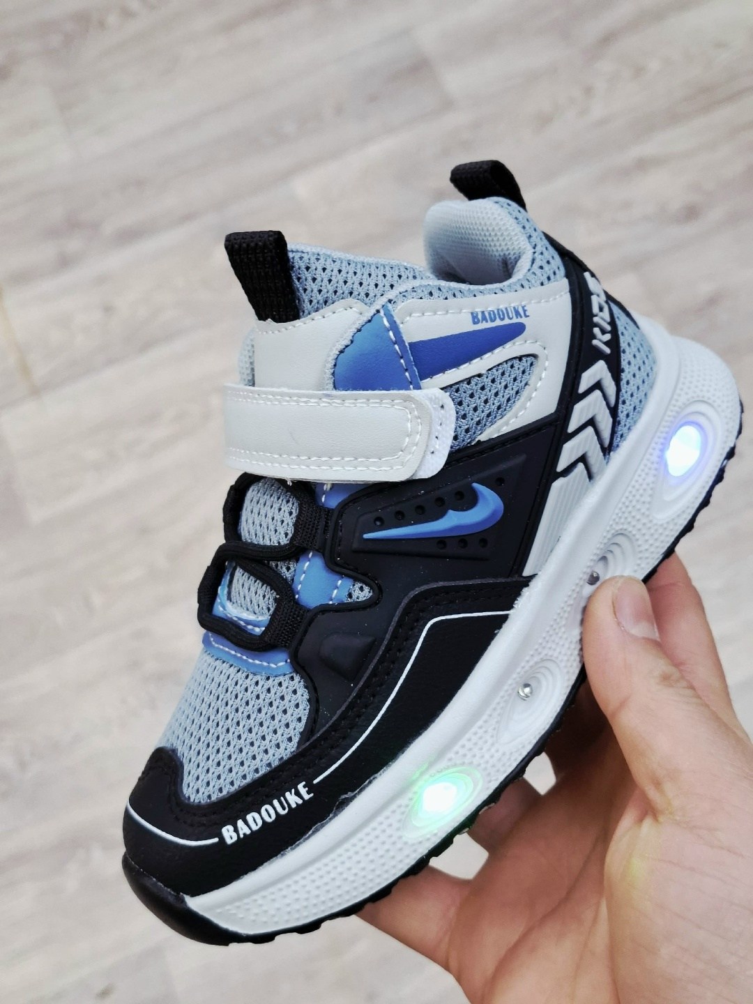 ,детская ,кроссовки для мальчика,ботинки демисезонные капитошка,детские кроссовки