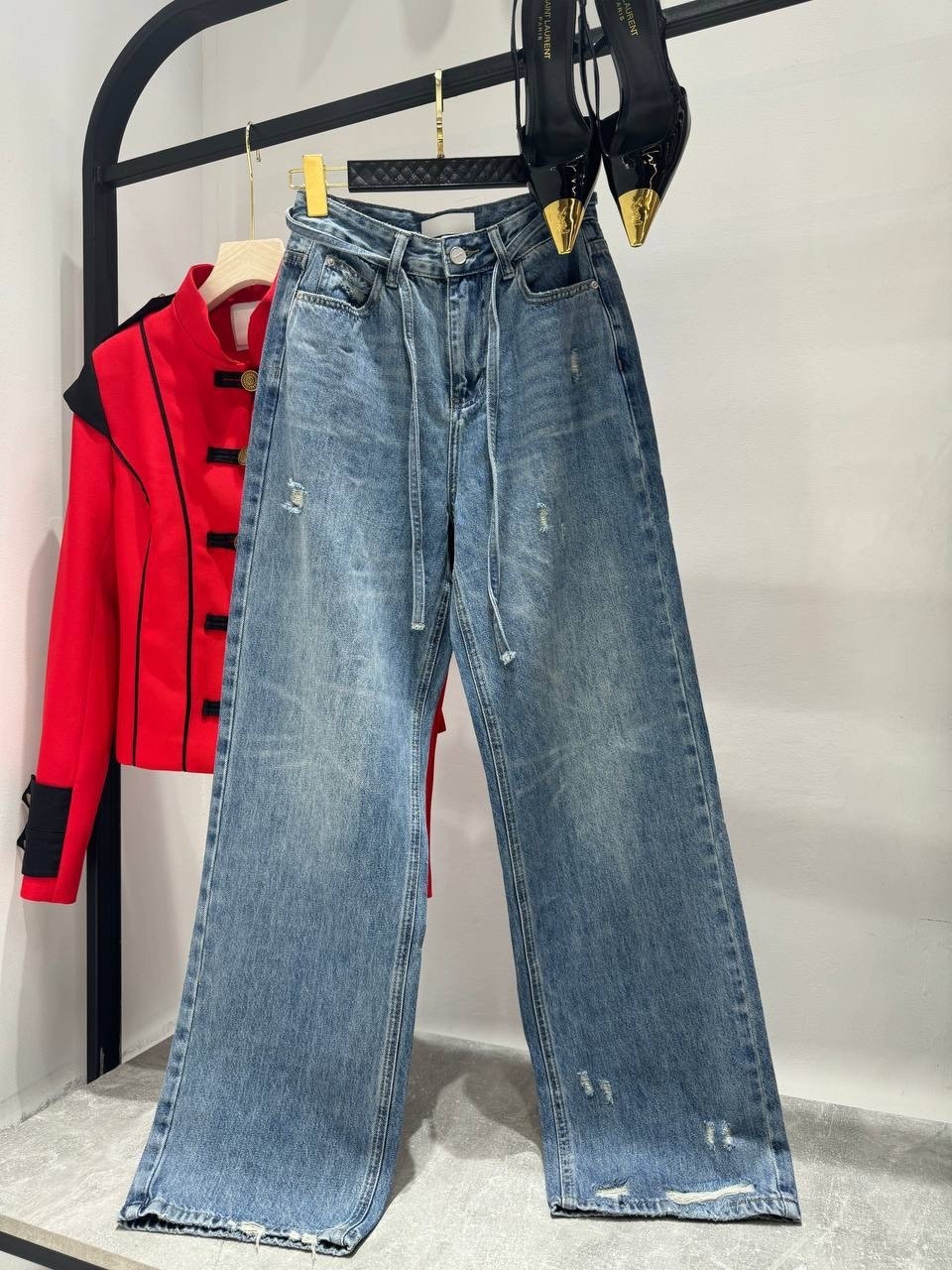 женские джинсы,женские широкие джинсы,джинсы мода,джинсы со средней посадкой,джинсах