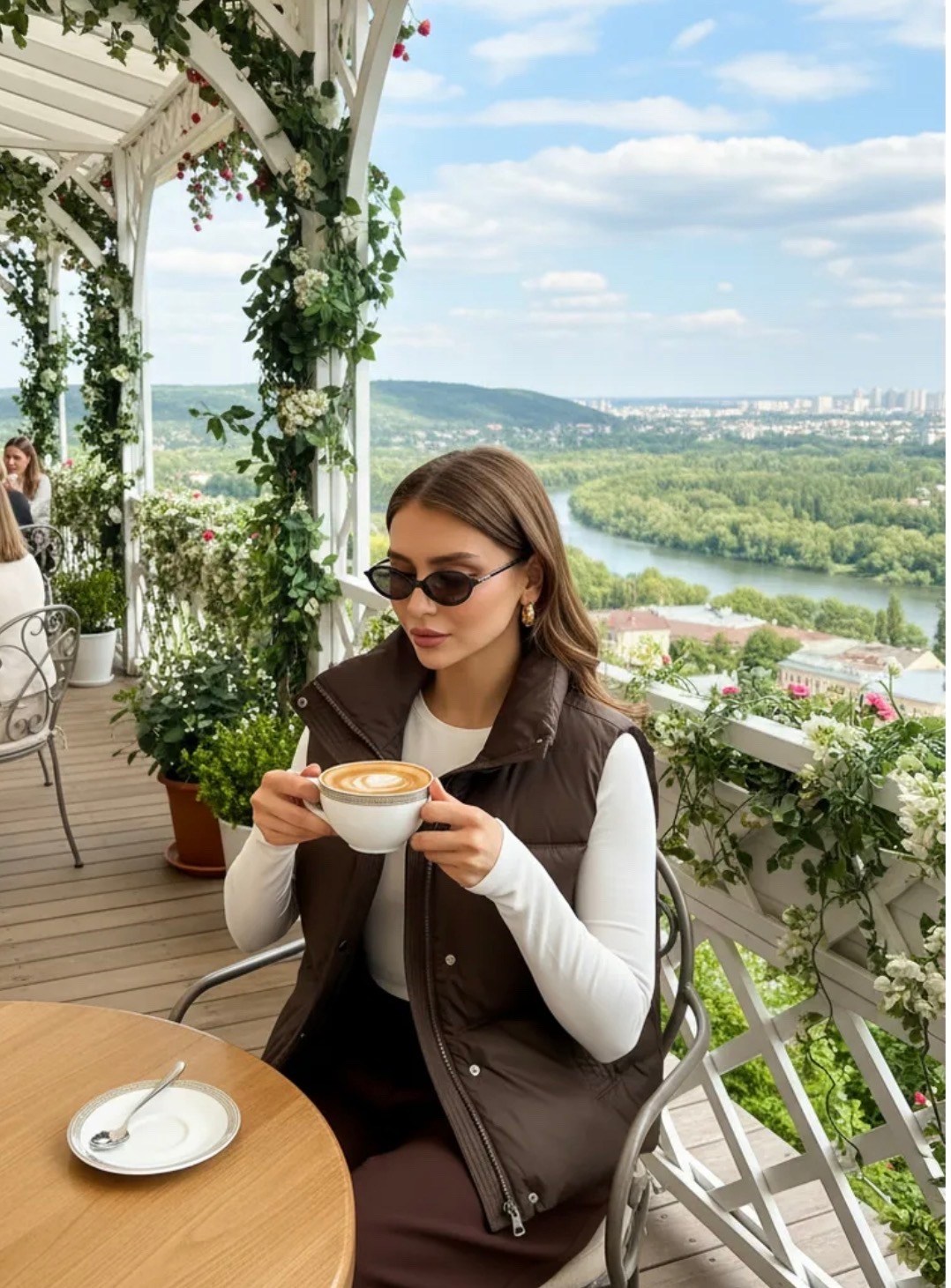 теплый жилет,женский жилет,жилетка женская,жилет короткий,пуховой жилет