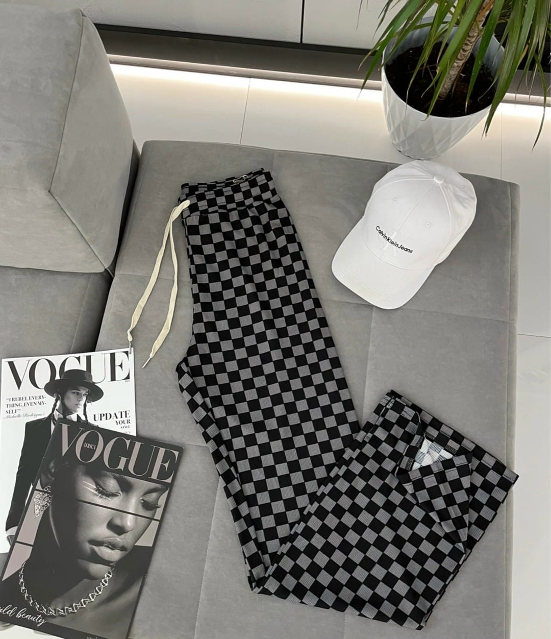 брюки в шахматную клетку,штаны в клетку,брюки в клетку,женские брюки в клетку,брюки женские клетчатые прямые с широкими штанинами