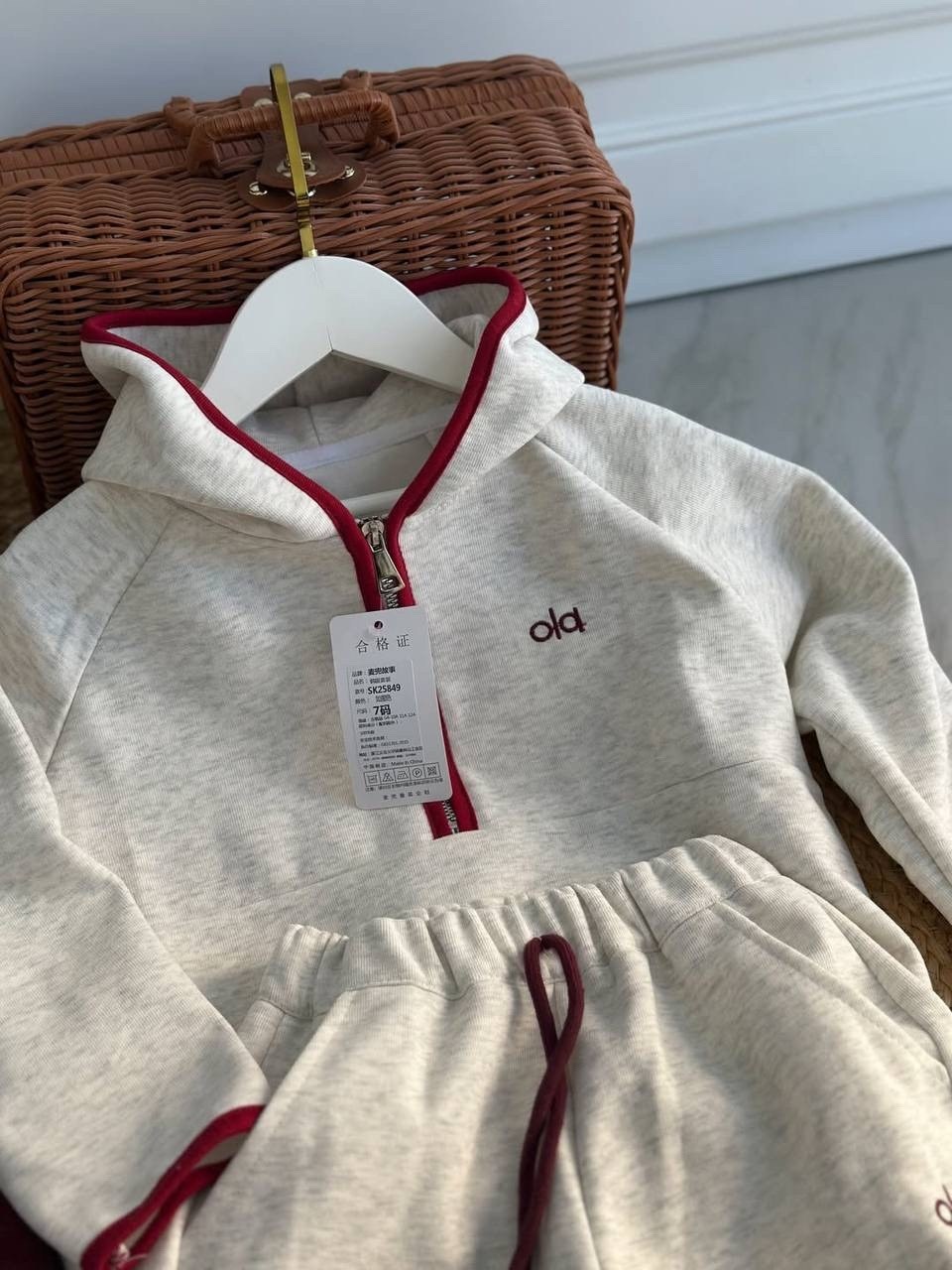 спортивные костюмы,флисовая одежда,детские костюмы,спортивные костюмы для девочек,спортивный костюм loro piana