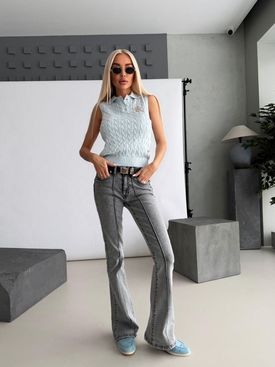 жилет вязаный,женский вязаный жилет,жилет,вязаные свитера,свитера женские