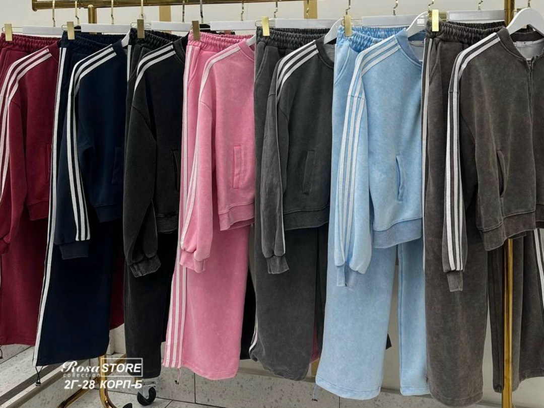 костюм спортивный,велюровый спортивный костюм,велюровые костюмы,повседневный спортивный костюм,костюм женский спортивный