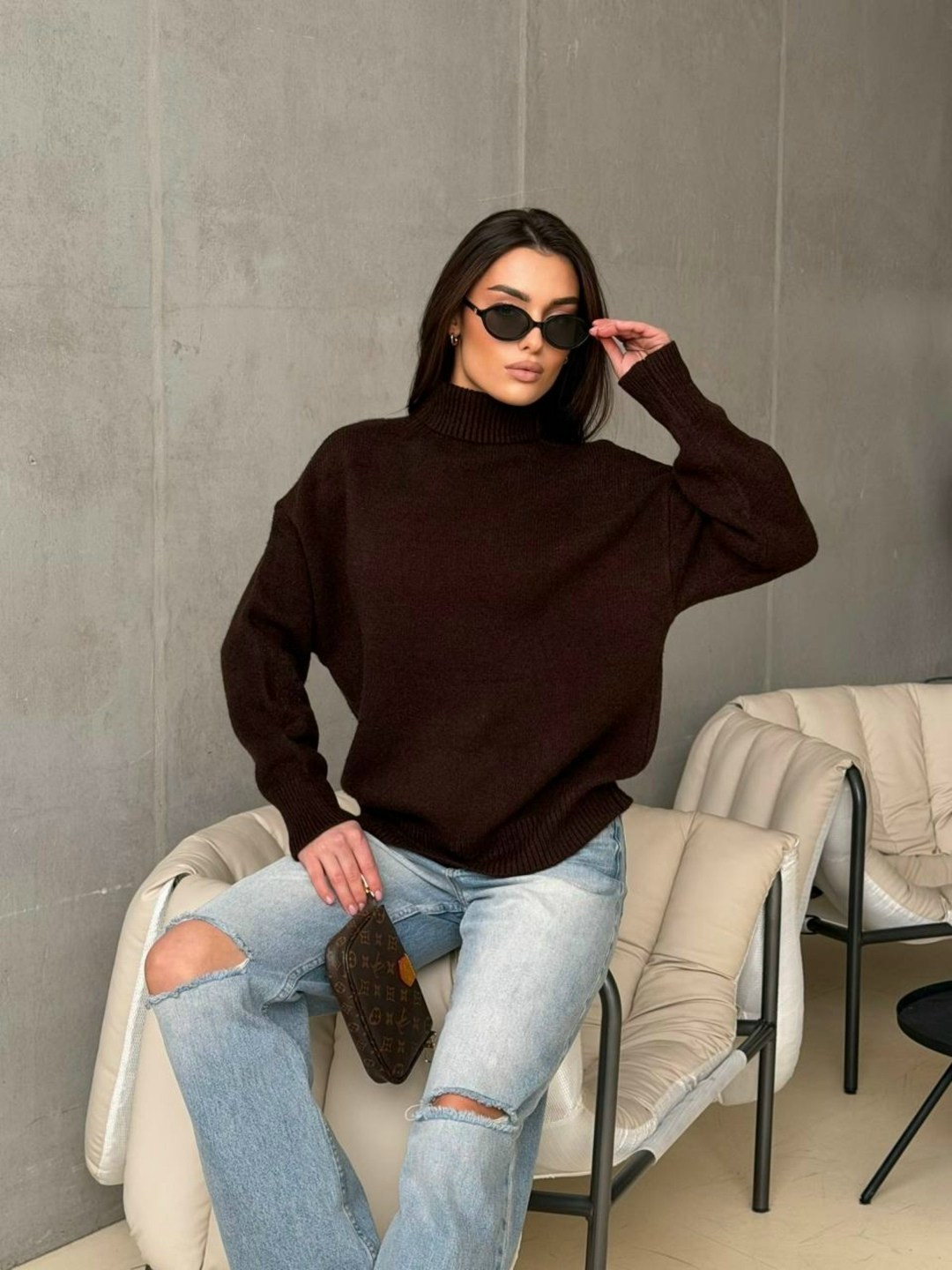 свитер оверсайз,свитер оверсайз с горлом,вязаный свитер оверсайз с горлом шерстяной polly oztrend,свитер с горлом,удлиненный свитер