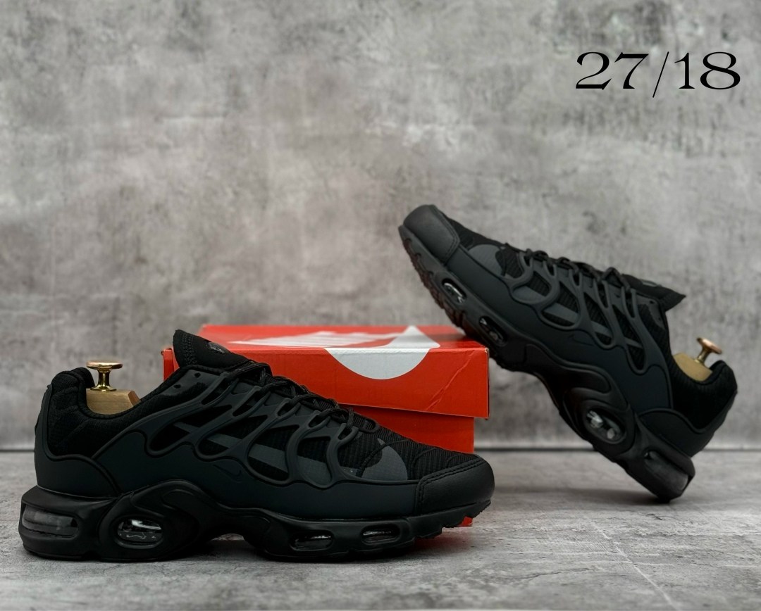 кроссовки nike air max plus tn,кроссовки мужские nike air max plus,кроссовки nike air max plus,кроссовки nike air max tn plus terrascape,nike air max tn plus black