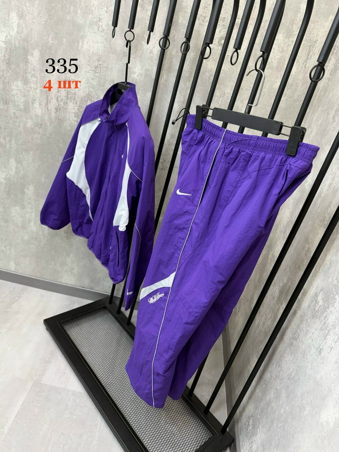 ветровка nike big swoosh,спортивные мужские костюмы,спортивные костюмы nike,спортивный костюм плащевка мужской,легкая куртка