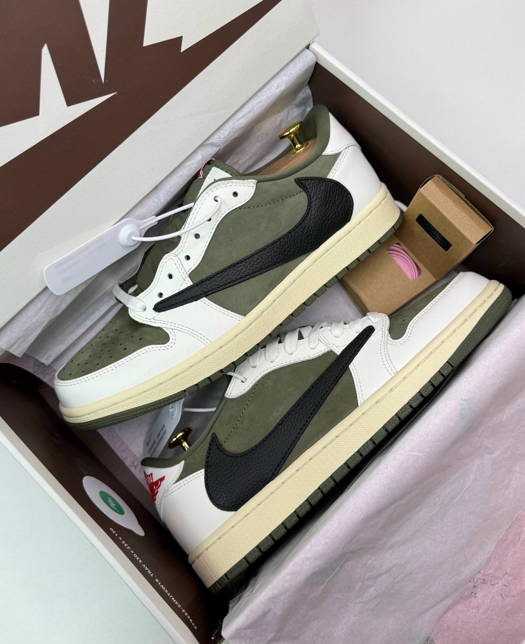 air jordan 1 travis scott olive,air jordan 1 low travis scott olive,nike air jordan 1 low travis scott,кроссовки travis scott x air jordan 1 low,кроссовки nike air jordan 1 golf travis scott neutral o